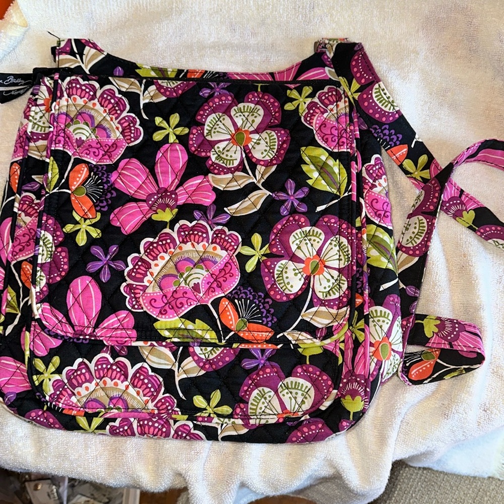 Vera Bradley Pirouette Pink Messenger Bag -NWOT